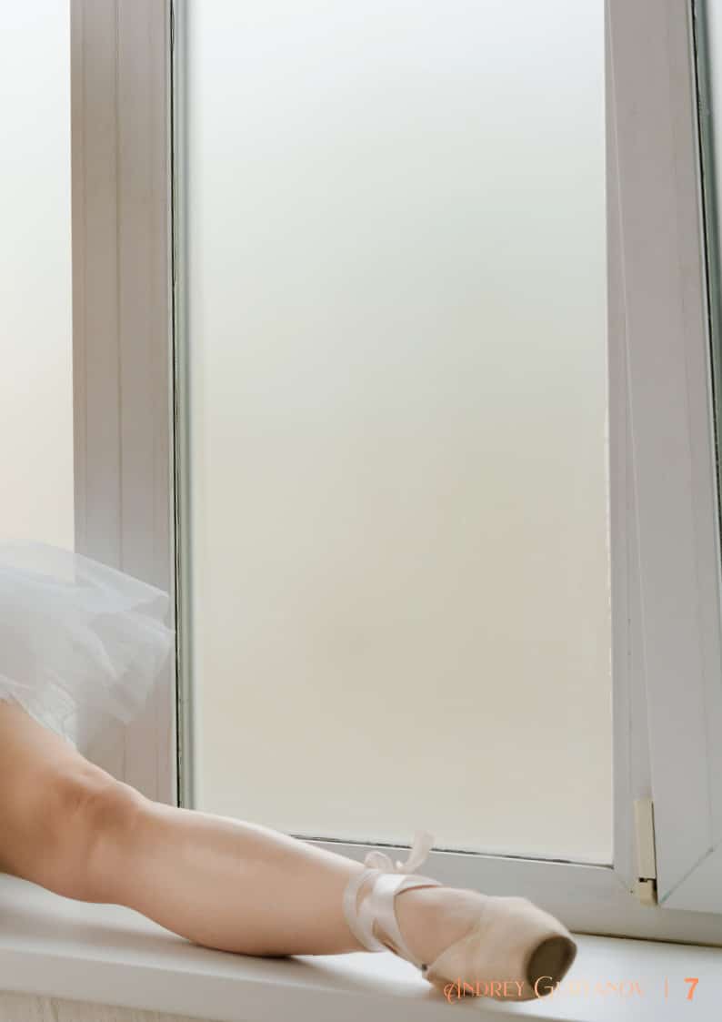 Andrey Guryanov MicroMAG - Ekaterina Dolgusheva - Issue 22