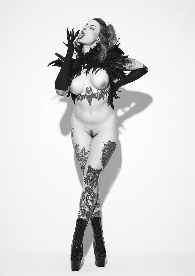 Venus Magazine - Issue 3 - Whitley Queen