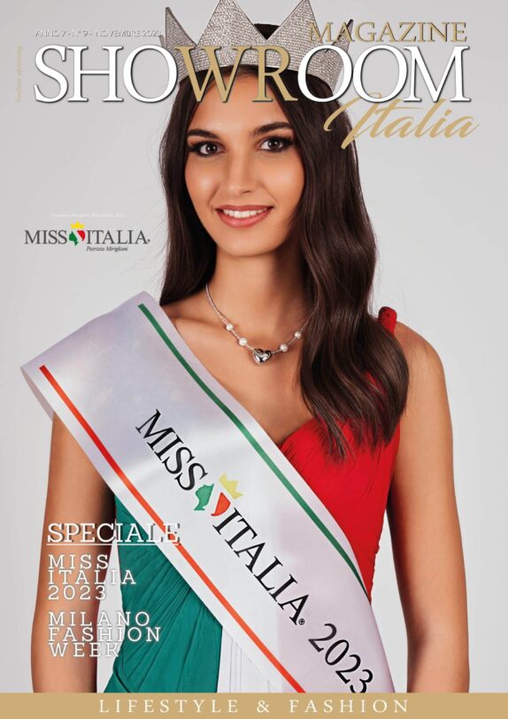 Showroom Italia Magazine - November 2023 - Milan Fashion Week 2023 & Miss Italia 2023 Showroom Italia Magazine – November 2023 – Milan Fashion Week 2023 & Miss Italia 2023