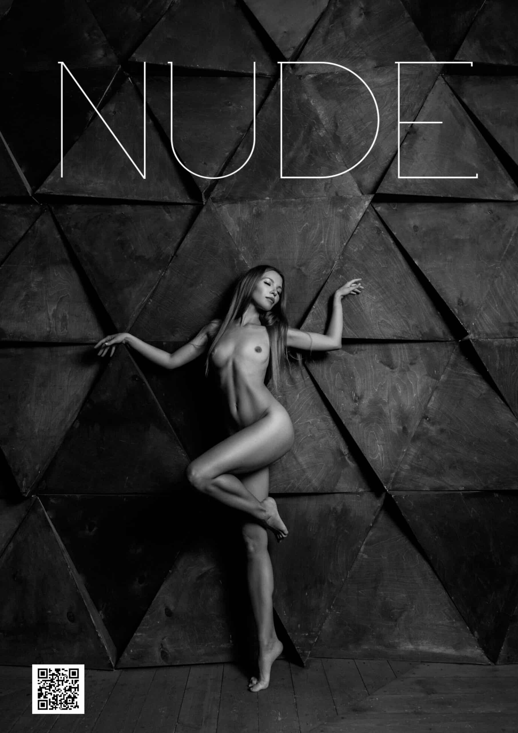 NUDE Magazine - April 2021 - Numero 22 - Year 4 Anniversary Issue