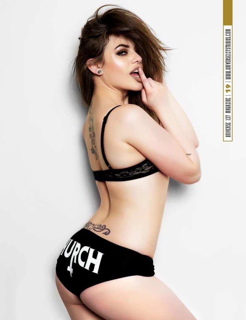 Universe 137 Magazine - March 2017
