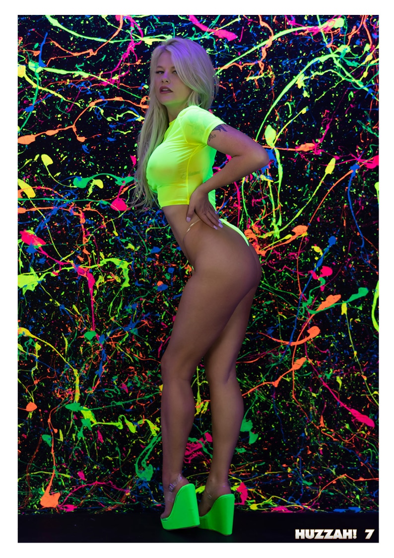 HUZZAH! Art Magazine - July 2022 - Natasha Antonov