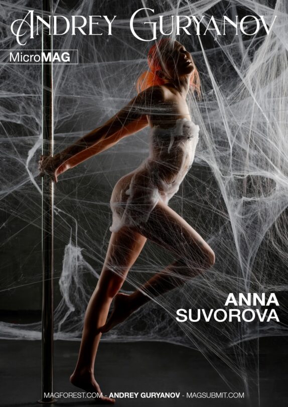 Andrey Guryanov MicroMAG – Anna Suvorova – Issue 11 