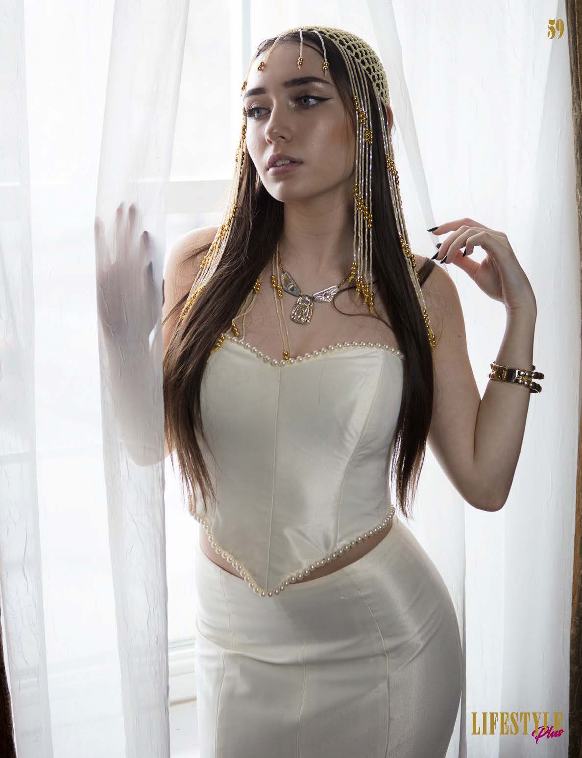 Lifestyle Plus Magazine - June 2022 - Abril Amezcua
